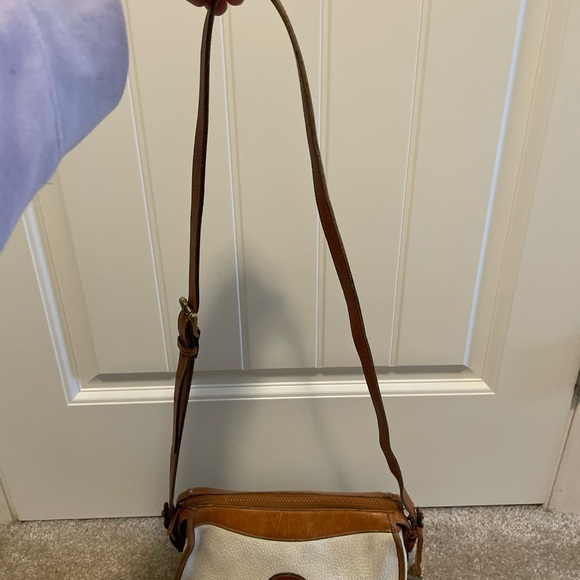 Dooney & Bourke White Leather Crossbody Bag - Picture 2 of 9